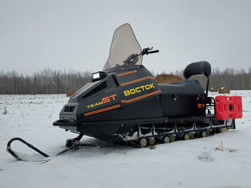Снегоход Восток с двигателем Loncin
